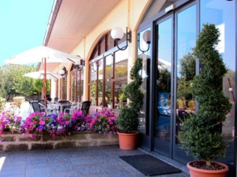 Residence Hotel La Commenda Montefiascone Buitenkant foto