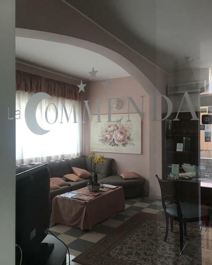 Residence Hotel La Commenda Montefiascone Buitenkant foto